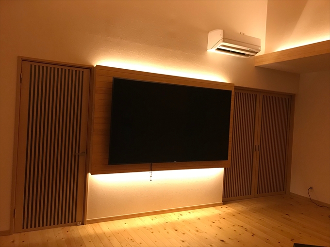 テレビ背板間接照明